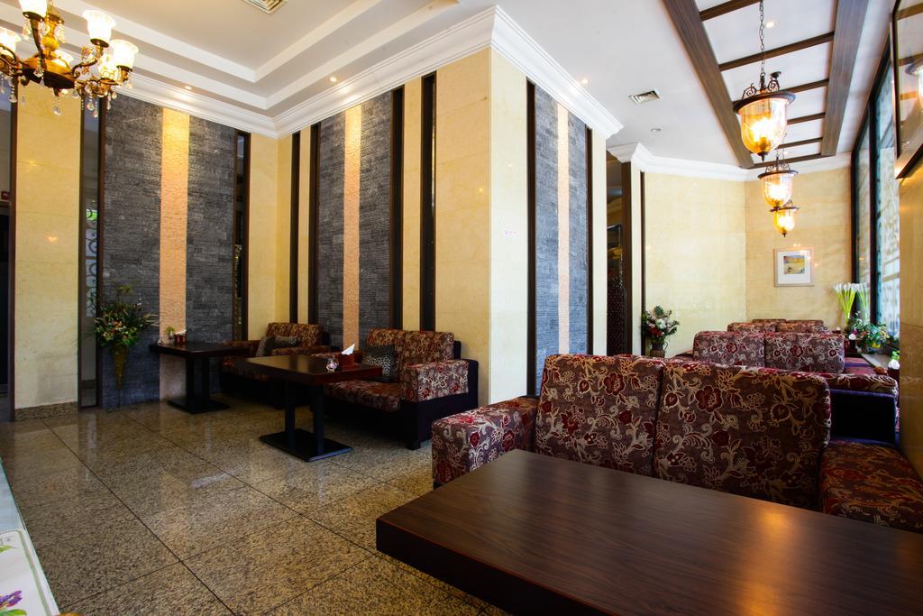 Aura Hotel Ansan Bagian luar foto
