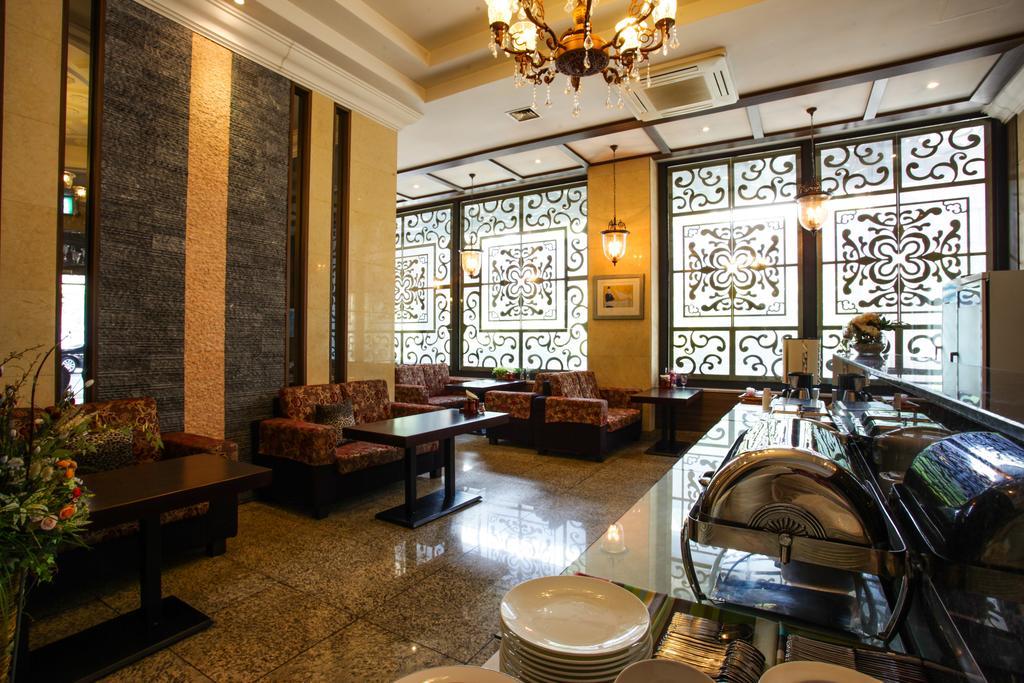 Aura Hotel Ansan Bagian luar foto