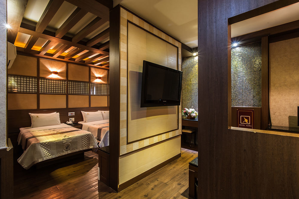 Aura Hotel Ansan Bagian luar foto