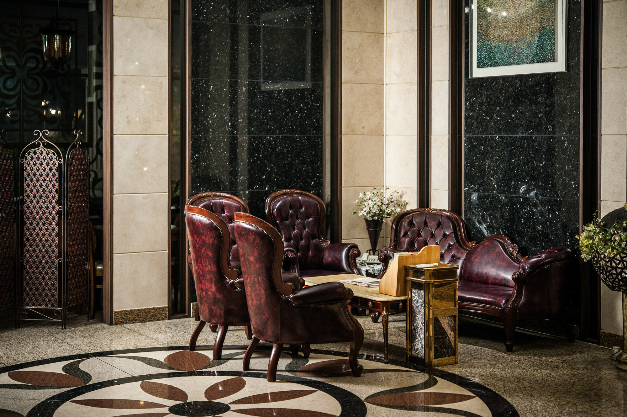 Aura Hotel Ansan Bagian luar foto